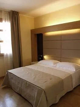 Santa Caterina Hotel