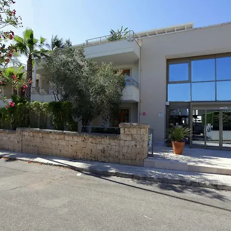 Santa Caterina Hotel 4*