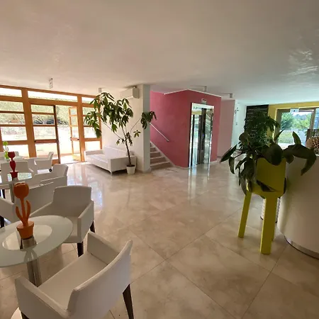 Santa Caterina Hotel